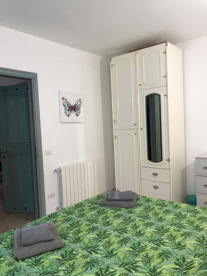 21 Via Del Faro Appartement Olbia Buitenkant foto