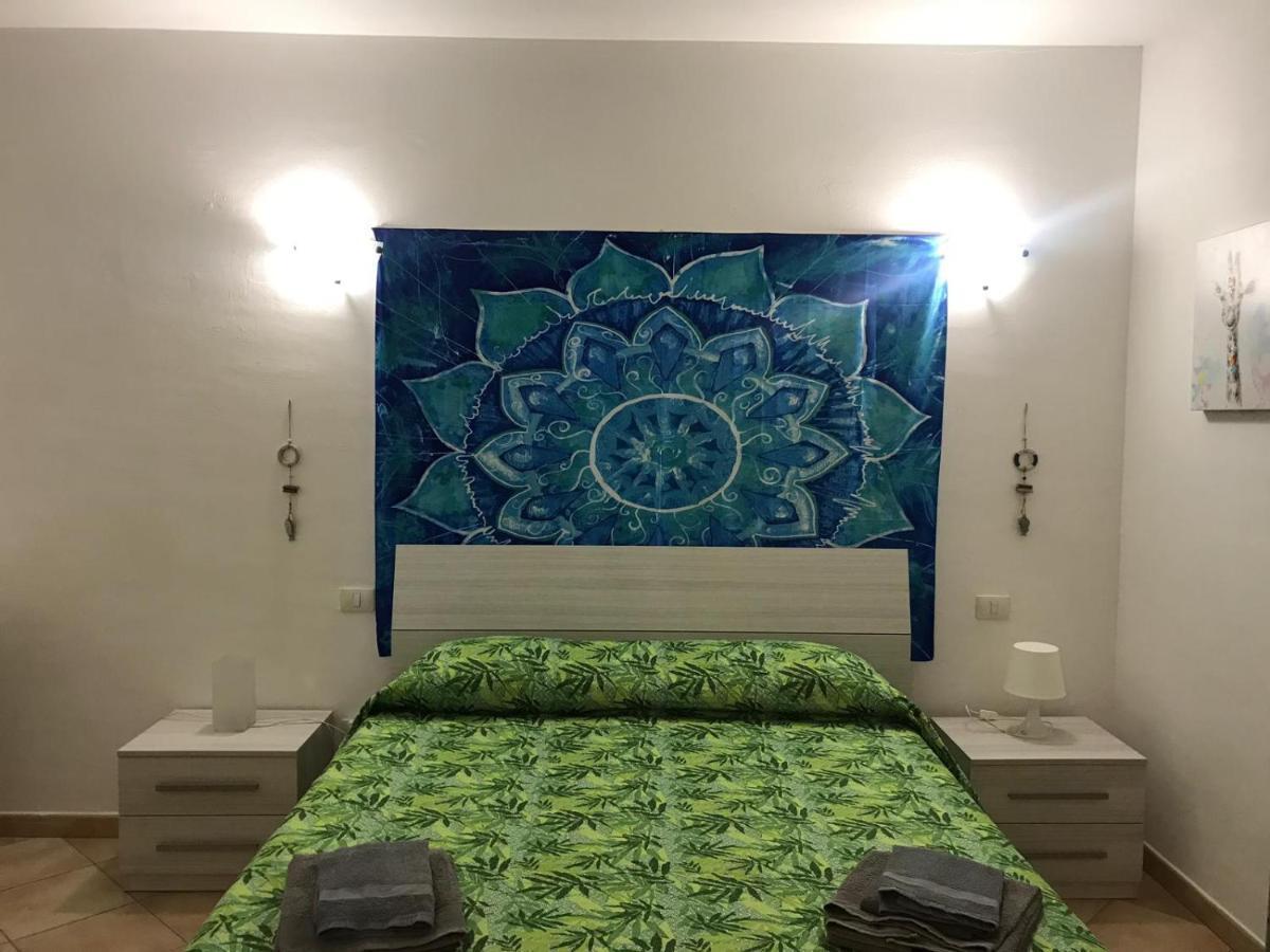 21 Via Del Faro Appartement Olbia Buitenkant foto